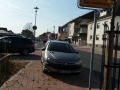 Falschparker auf dem Gehweg der neuen Hauptstraße